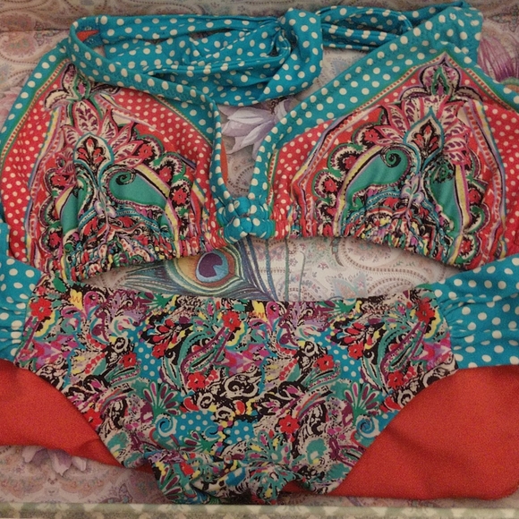 CHRISTMAS #12 BOHO Paisley & Polka Dot Triangle Top Ruched Side Bottom Bikini - Picture 2 of 7